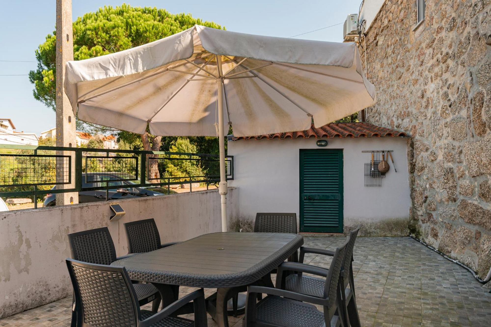 Casa Rustica T2 Com Salamandra E Cozinha - Seia - Serra Da Estrela - Casa Do Loureiro II Экстерьер фото